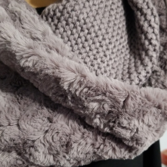 Infinity scarf - Picture 2 of 6